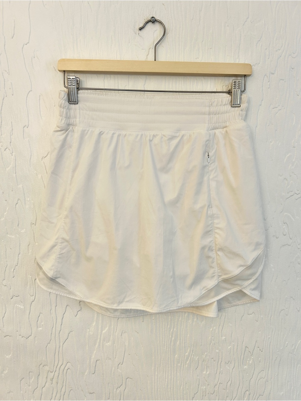 LULULEMON Skort White Sz 8 Sport Tennis Summer Athletic Hiking
